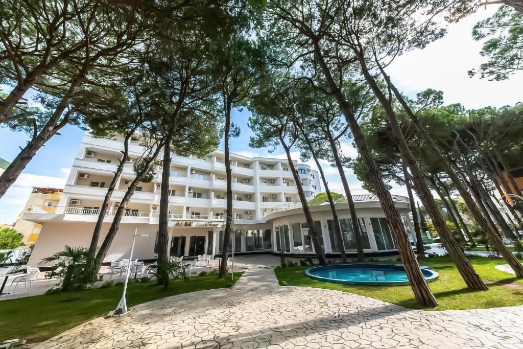 Atrium Deluxe Resort Golem  Kültér fotó