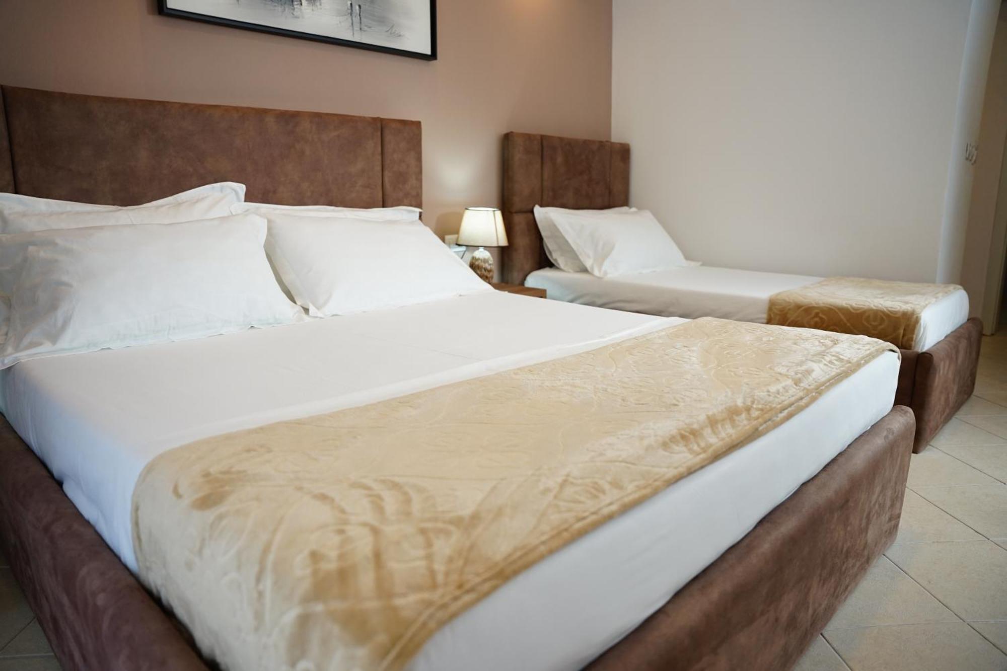 Atrium Deluxe Resort Golem  Kültér fotó