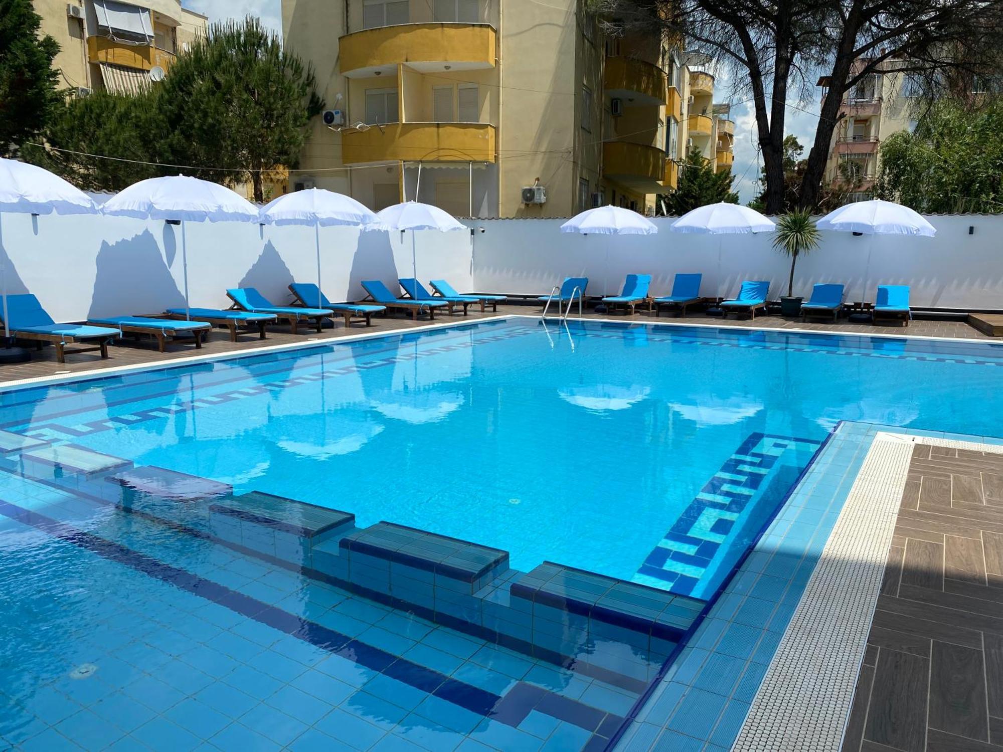 Atrium Deluxe Resort Golem  Kültér fotó